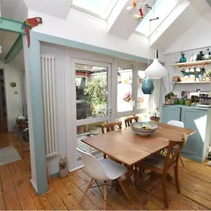 Stylish 3 Bed House With Parking In Bermondsey, Se1 Holiday home London